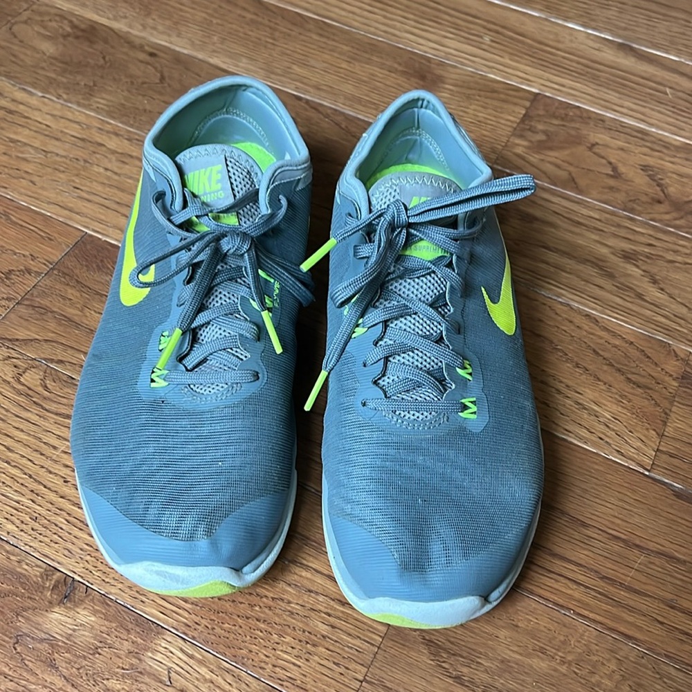 Nike Training Flex Supreme TR4 grey and neon green sneakers